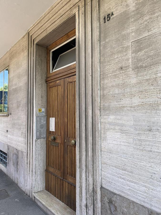 Indipendent Blue Apartment Ferrara Bagian luar foto